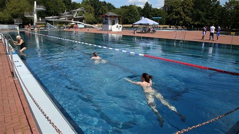 Swimming Pool Porn Videos 